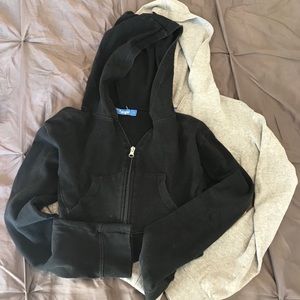 2 long sleeve hoody crop tops